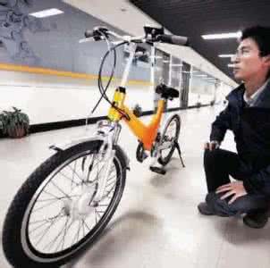 改装轻松省力自行车图 轻松省力巧擦自行车