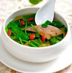 菠菜猪肝汤 菠菜猪肝汤 女性贫血吃菠菜猪肝汤-贫血女性养颜药膳方