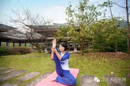 早起瑜伽 每天，为喜欢的瑜伽早起1个小时