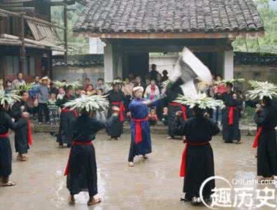 土家族的摆手舞 土家族歌舞 土家族的摆手舞有什么文化内涵