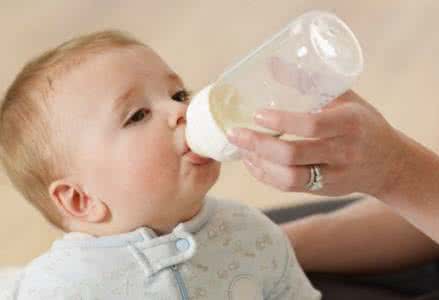 断奶对宝宝的影响 宝宝过早断奶有什么影响