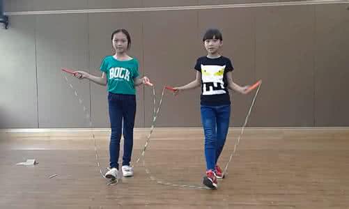 花样跳绳教学视频 花样跳绳教学视频 学花样跳绳