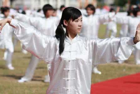 怎样集中精力排除杂念 练太极如何排除杂念 安心定神