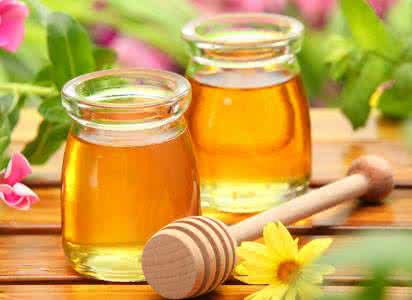 奶茶加盟世界茶饮 美容瘦身茶饮 自制蜂蜜花粉奶茶