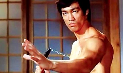 功夫巨星李小龙 中国20位功夫巨星排行榜 李小龙第二谁第一！