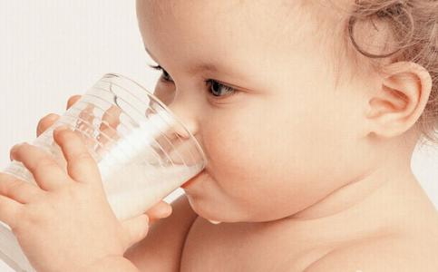 婴儿可以喝豆浆吗 婴儿可以喝豆浆吗 宝宝能喝豆浆吗