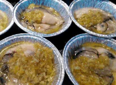 衣领发黄清洗窍门 衣领发黄清洗窍门 7种食物最易潜伏细菌 清洗食物有窍门
