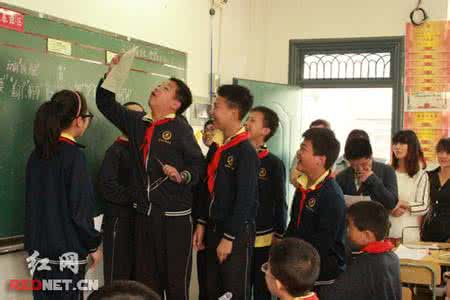 留学生谢谢导演女主角 教师变“导演”,学生成“主角”