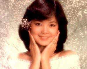 杨幂保持身材的方法 邓丽君保持身材的方法