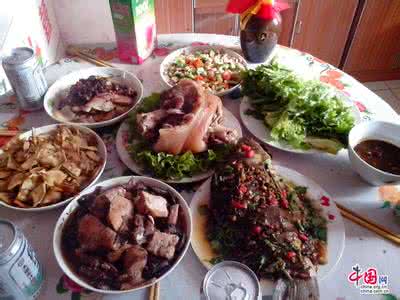 鸡鸭鱼肉 春节大餐鸡鸭鱼肉补“气血”