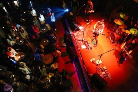 单反相机摄影技巧 【摄影技巧：夜晚拍摄的相机设定】