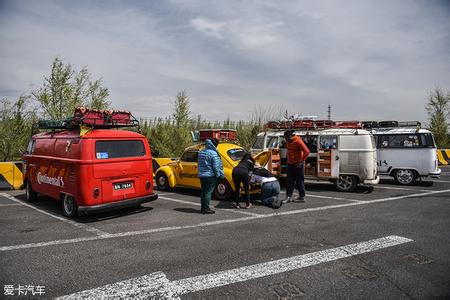 外国感叹中国公路 这条中国公路，让外国网友感叹：难怪他们能建起长城！