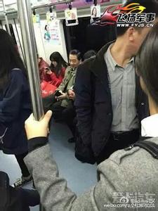 退休少将座驾上百万 震惊！退休少将座驾上千万元！出门有千余人陪同！