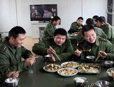 南沙 蔬菜基地 南沙官兵元旦吃些啥？ 五菜一汤还有一苹果
