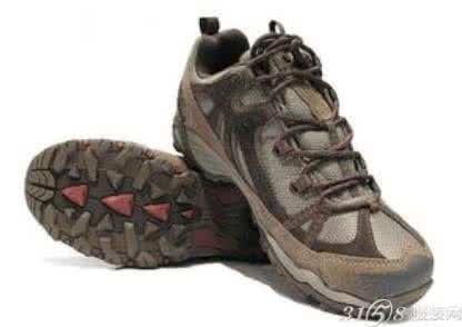 登山鞋鞋带的正确系法 登山鞋怎么洗 登山鞋脏了如何正确的清洗？