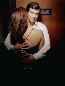 女人月经前几天情欲高 男人、女人、情欲