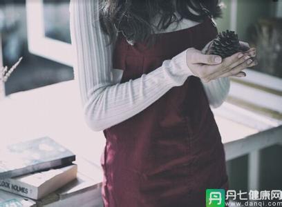 一个人的言行举止 言行举止看一个人 怎样的言行举止可以反应一个人的教养和内涵？