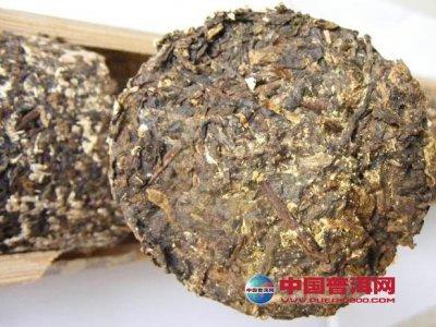 普洱茶金花与黄曲霉 普洱茶的金花霉、白霉、绿霉、黑霉是什么?