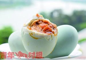 治白头发的食疗方法 千呼万唤：最好的摆脱白发的食疗方法