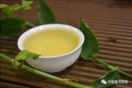 冲泡奶粉的水温 泡茶三要点:茶用量、泡茶水温、冲泡时间