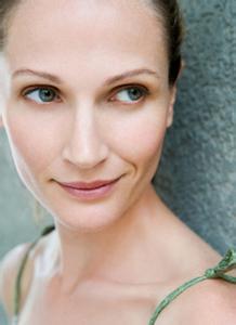 干燥肌肤 OL学会4步肌肤不再干