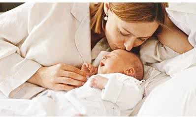 看望坐月子女性的忌讳 看望坐月子女性的忌讳 女性坐月子能吃些什么