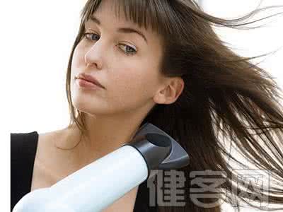 女性从事什么职业好 职业性脱发 从事这种职业竟然易脱发