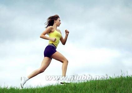 女人坚持跑步的好处 每天坚持跑步的好处 女人跑步有什么好处 每天跑步有好处吗