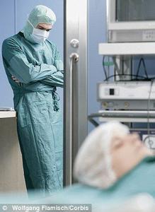 一个绝症患者临终日记 法国或允许 绝症患者注射镇静剂死亡