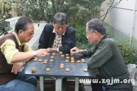 梦见下象棋 梦见下象棋 梦见下棋