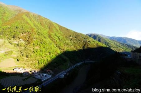 一路风景一路歌 一路风景，一路歌，一纸流年，一指沙