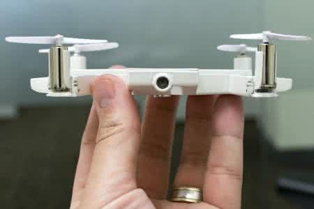 自动悬浮飞行自拍神器 可以飞行的自拍神器！