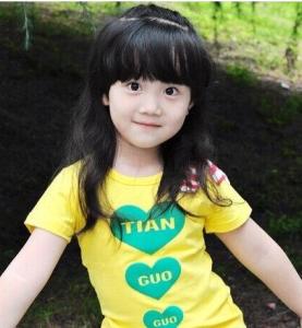 女童长发发型绑扎方法 女童长发发型:小公主般的可爱时尚造型