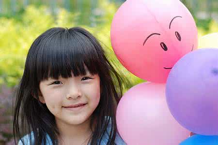 以貌取人的社会 成绩也会以貌取人？