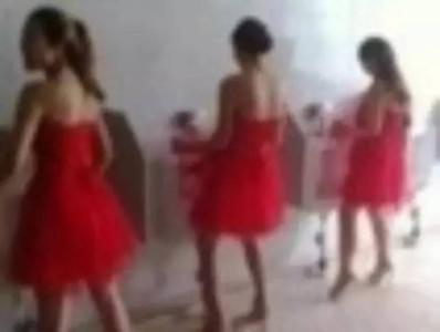 打火机掉厕所 上完厕所后气味太臭,一只打火机就能搞定!