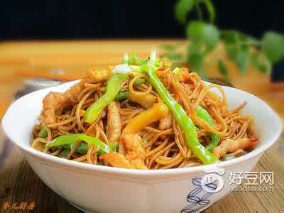 肉丝炒面的家常做法 炒面怎么做简单又好吃 肉丝炒面的家常做法