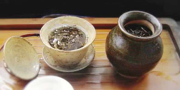 羌族的风俗习惯 羌族茶文化 羌族的“罐罐茶”都有何种类