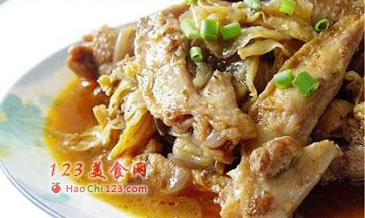 酸辣鸡翅 泡菜焖鸡翅，杠杠的硬菜，酸辣酸辣的