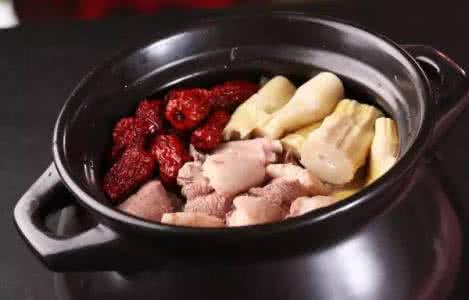 冬天吃羊肉 别只知道冬天要吃羊肉,它的肉更胜一筹