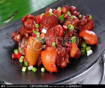 大鹅普测 实拍！网红大鹅变成烧鹅全过程 据说这样制作才美味！