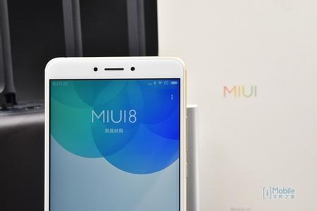 充电宝第一次怎么用 第一次怎么给iPhone充电？