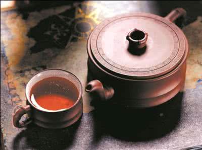紫砂壶开壶用什么茶叶 紫砂壶如何开壶 紫砂壶泡惯了一种茶，能不能再换另一种