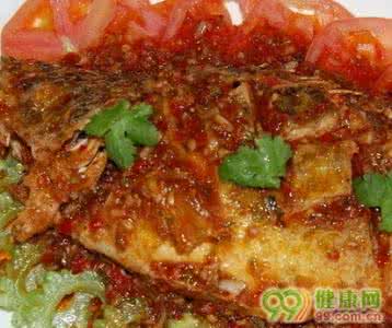 红烧鱼的家常做法 红烧鱼的做法 红烧鱼的做法 红烧鱼块的家常做法 红烧鱼怎么做去腥