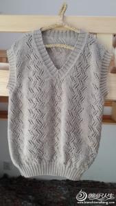 鸡心领毛衣编织视频 漂亮有趣的斜条镂空编织鸡心领套头衫（图解）
