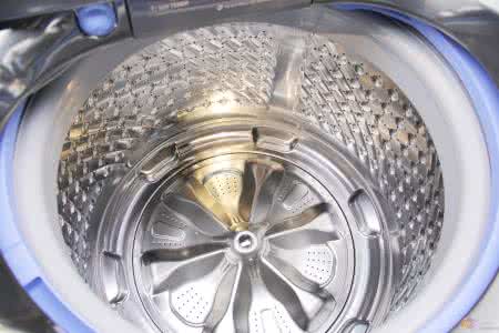 洗衣机 滚筒 波轮 如何选购洗衣机？波轮与滚筒大pk