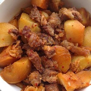 牛肉怎么炖好吃又烂 牛肉炖土豆的做法