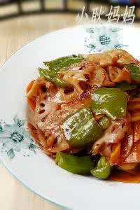 炒藕片的做法 【美食视频】海鲜炒藕片视频的做法