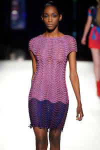 钩针编织连衣裙图解 钩针编织----波浪连衣裙