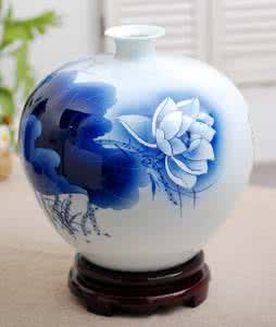 釉下彩釉中彩釉上彩 釉上彩 釉中彩 釉下彩 釉上彩、釉下彩、釉中彩各自特点及区分方法