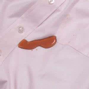 衣服上的顽固污渍 衣服污渍清洗小妙招 教你清洗地毯小妙招 去除顽固污渍不再难